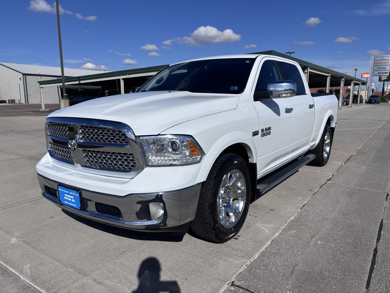 2018 RAM 1500 Laramie 4x4 Crew Cab 6'4" Box