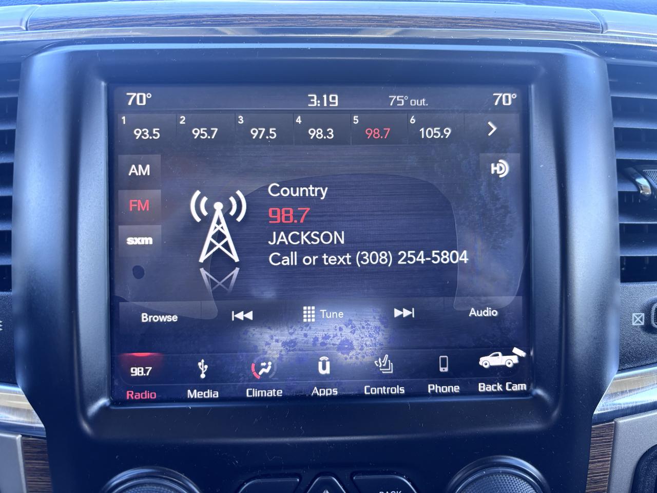 RAM 1500 Laramie 4x4 Crew Cab 6'4" Box 2018