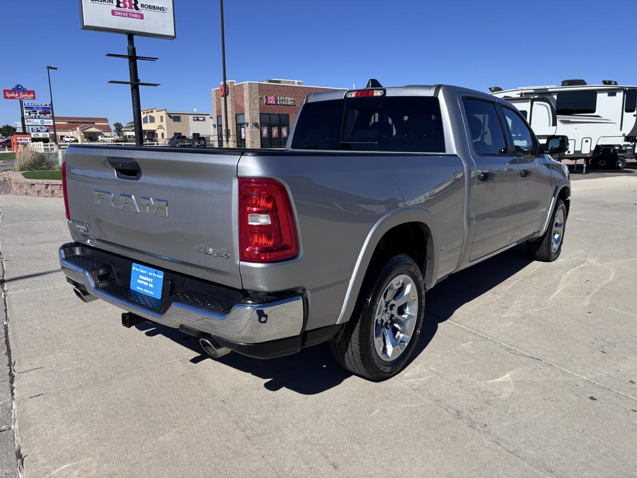 RAM 1500 Big Horn 4x4 Crew Cab 6'4" Box 2025