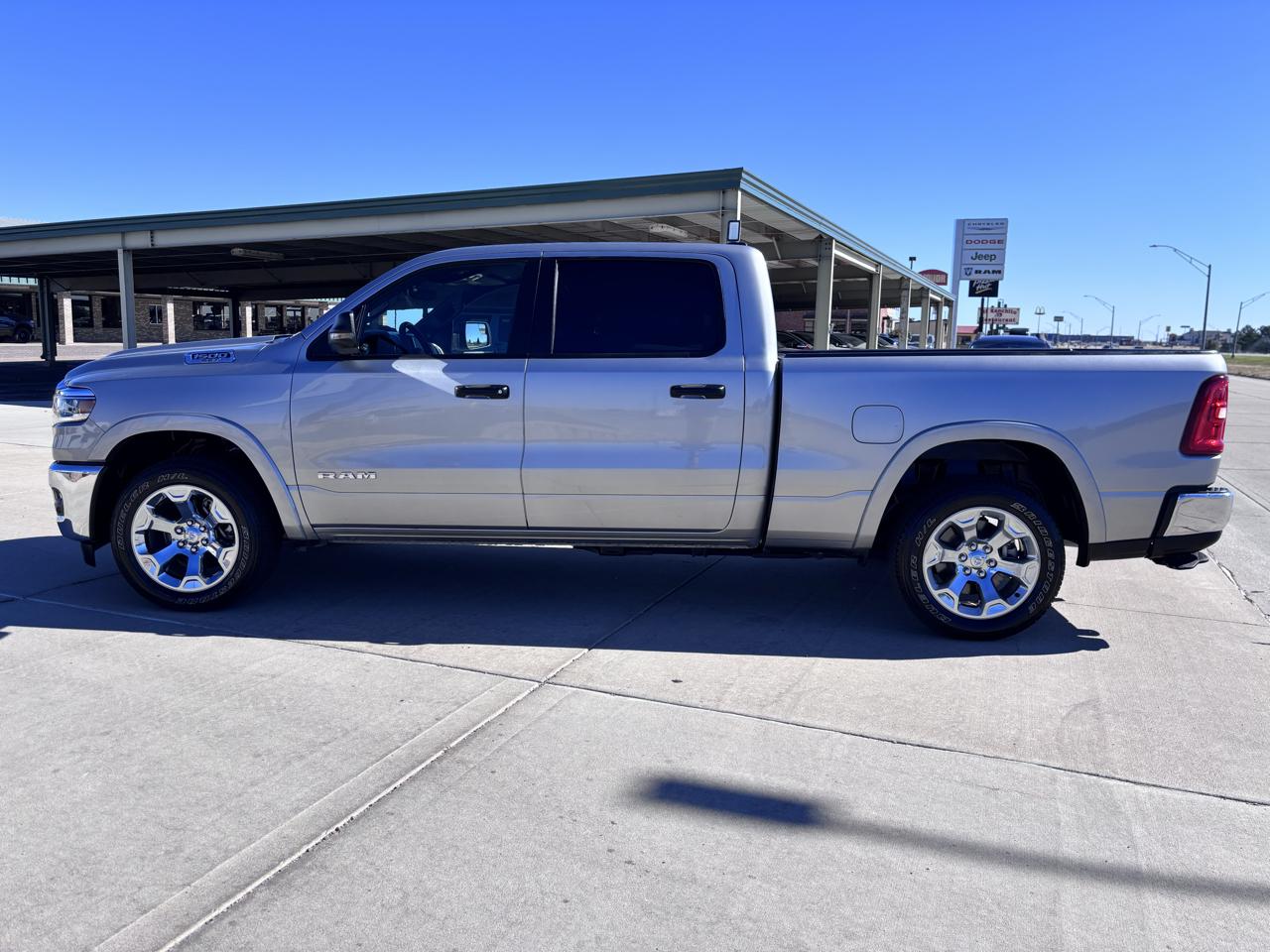 RAM 1500 Big Horn 4x4 Crew Cab 6'4" Box 2025