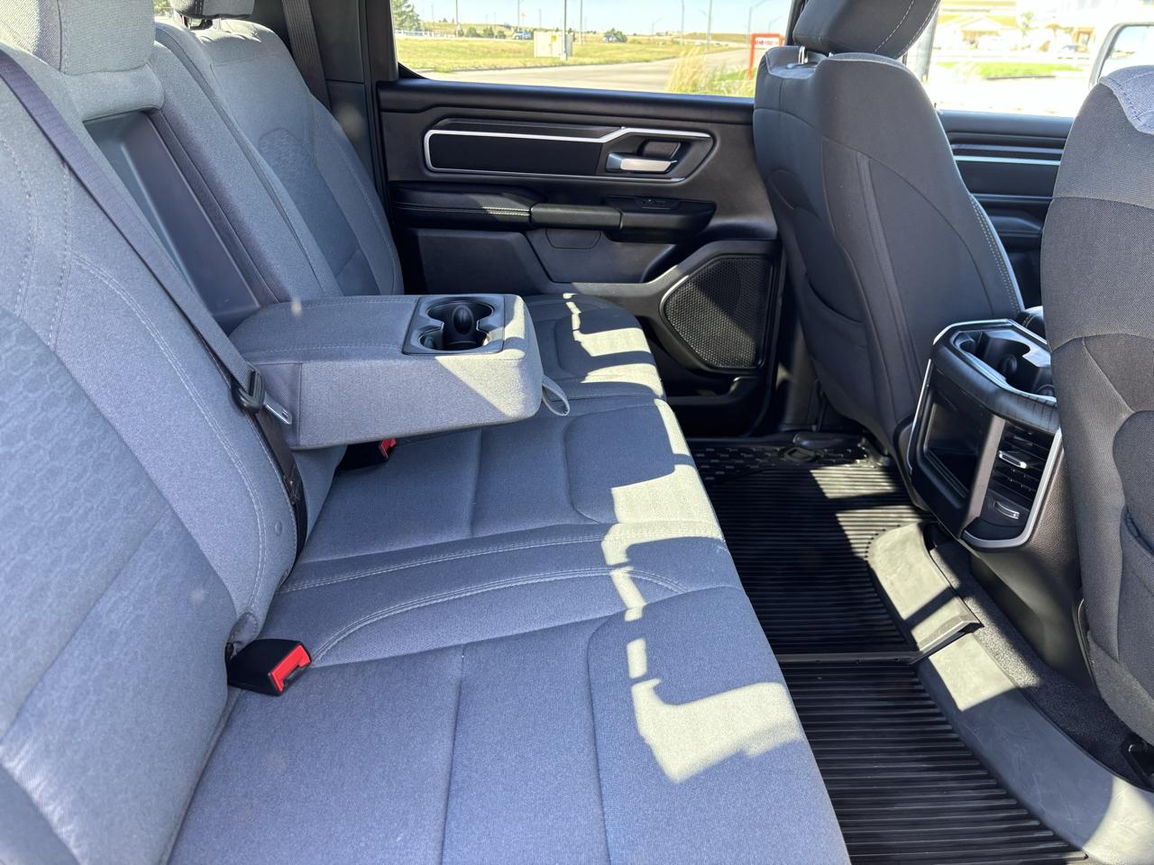 RAM 1500 Big Horn 4x4 Crew Cab 6'4" Box 2025