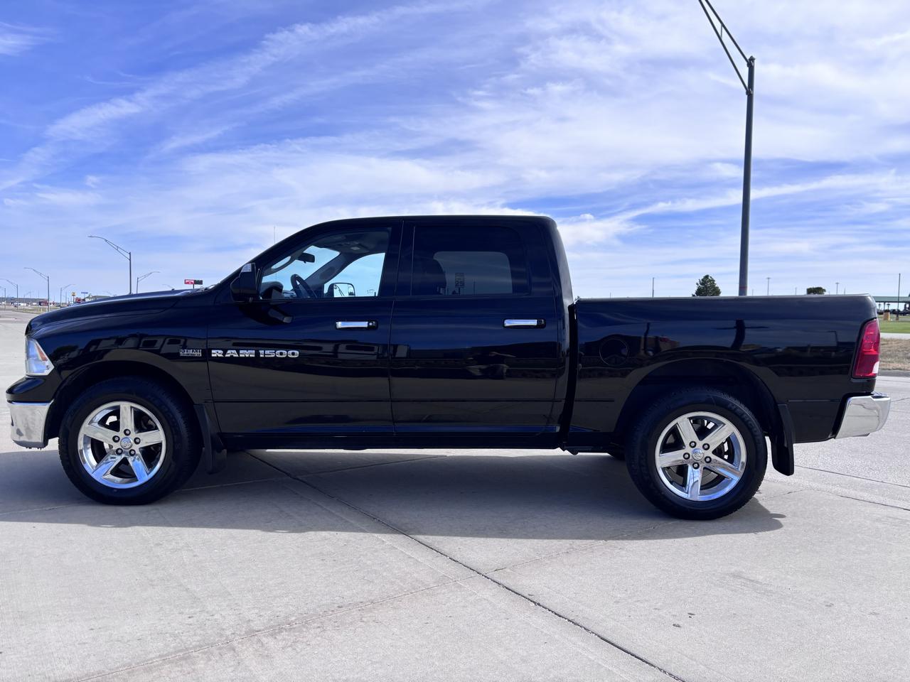 RAM 1500 4WD Crew Cab 140.5" Big Horn 2012