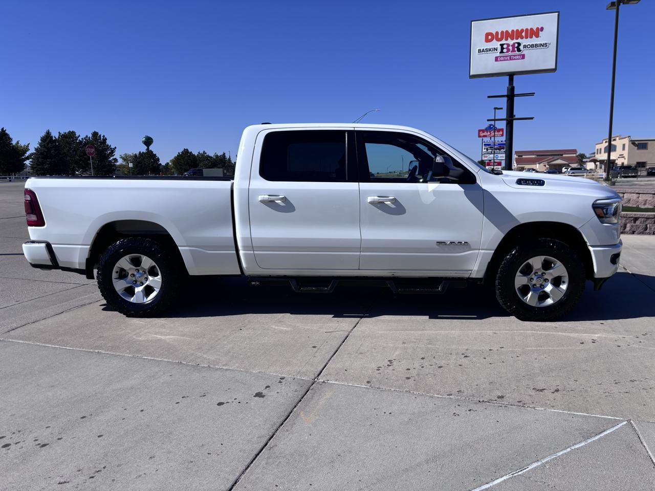 RAM 1500 Big Horn/Lone Star 4x4 Crew Cab 6'4" Box 2019