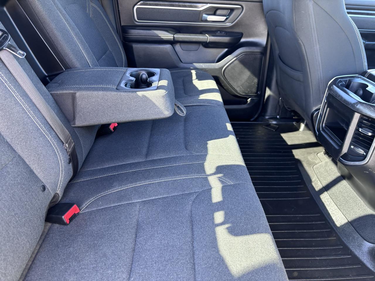 RAM 1500 Big Horn/Lone Star 4x4 Crew Cab 6'4" Box 2019