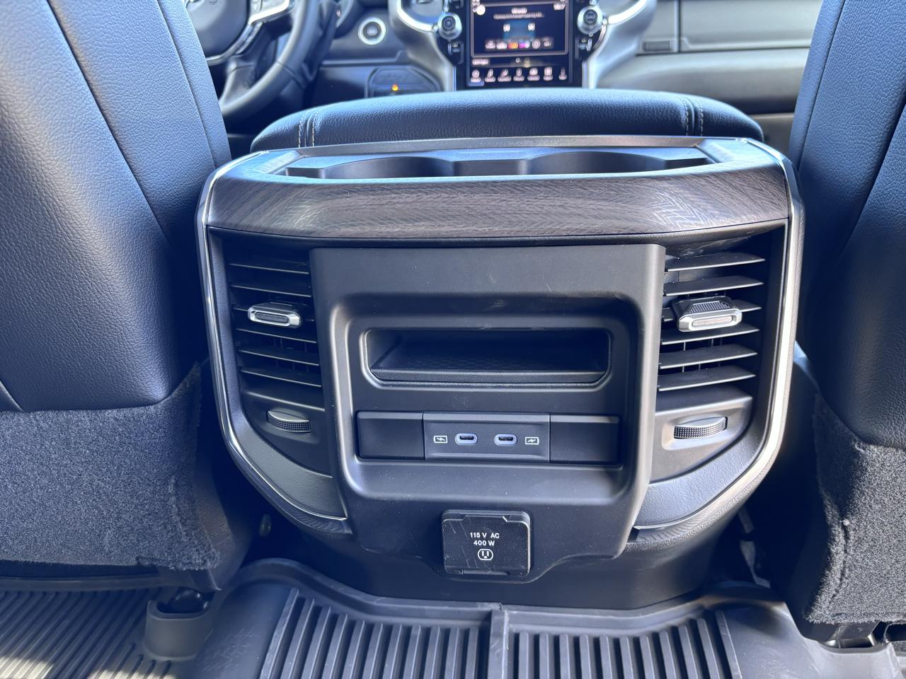 RAM 2500 Laramie 4x4 Mega Cab 6'4" Box 2027