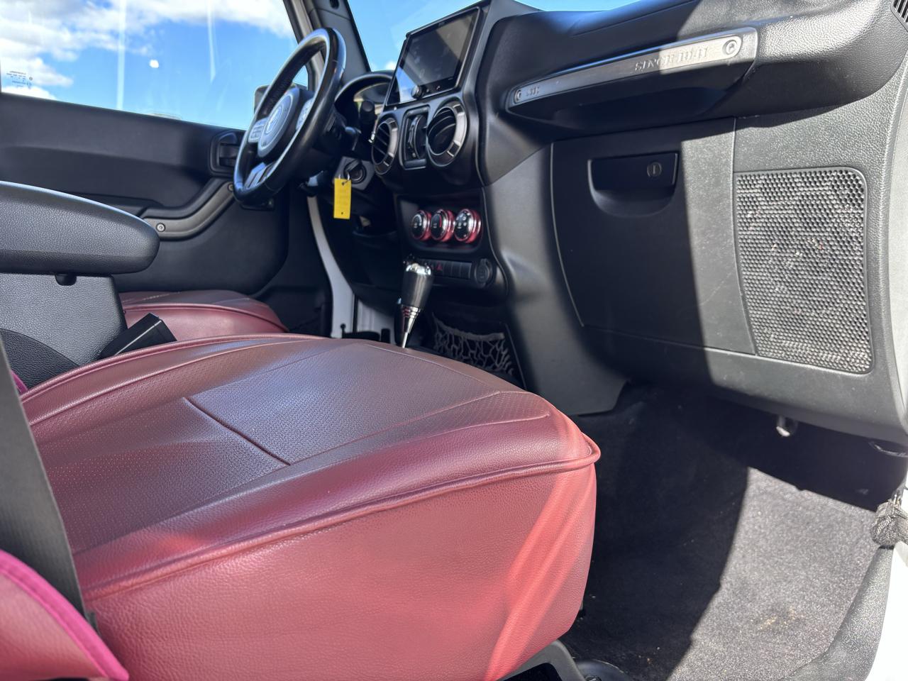 Jeep Wrangler Unlimited 4WD 4dr Sport 2014