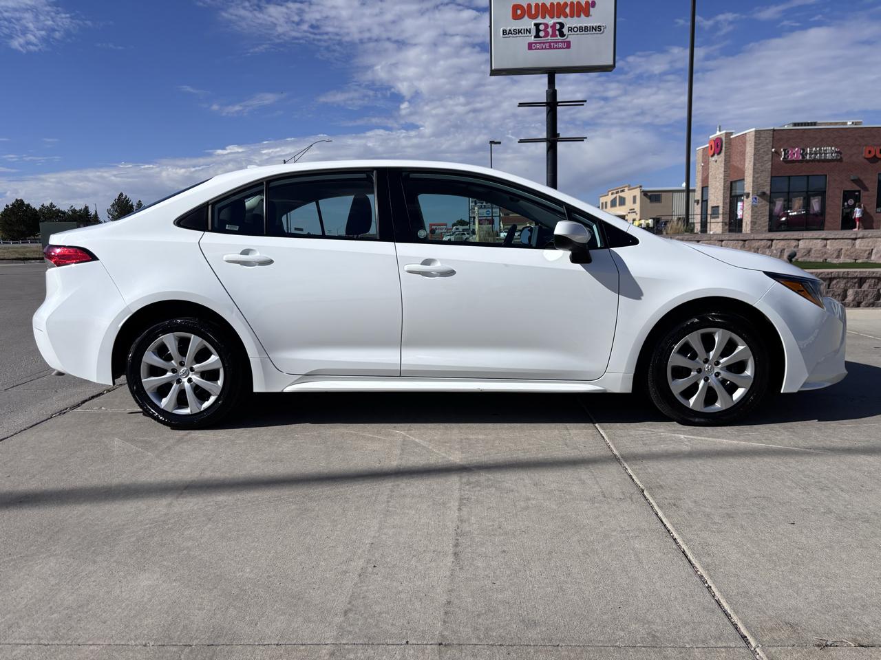 Toyota Corolla LE CVT (Natl) 2026