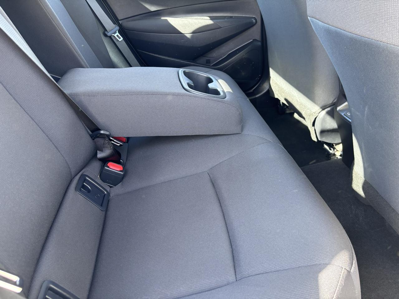 Toyota Corolla LE CVT (Natl) 2026