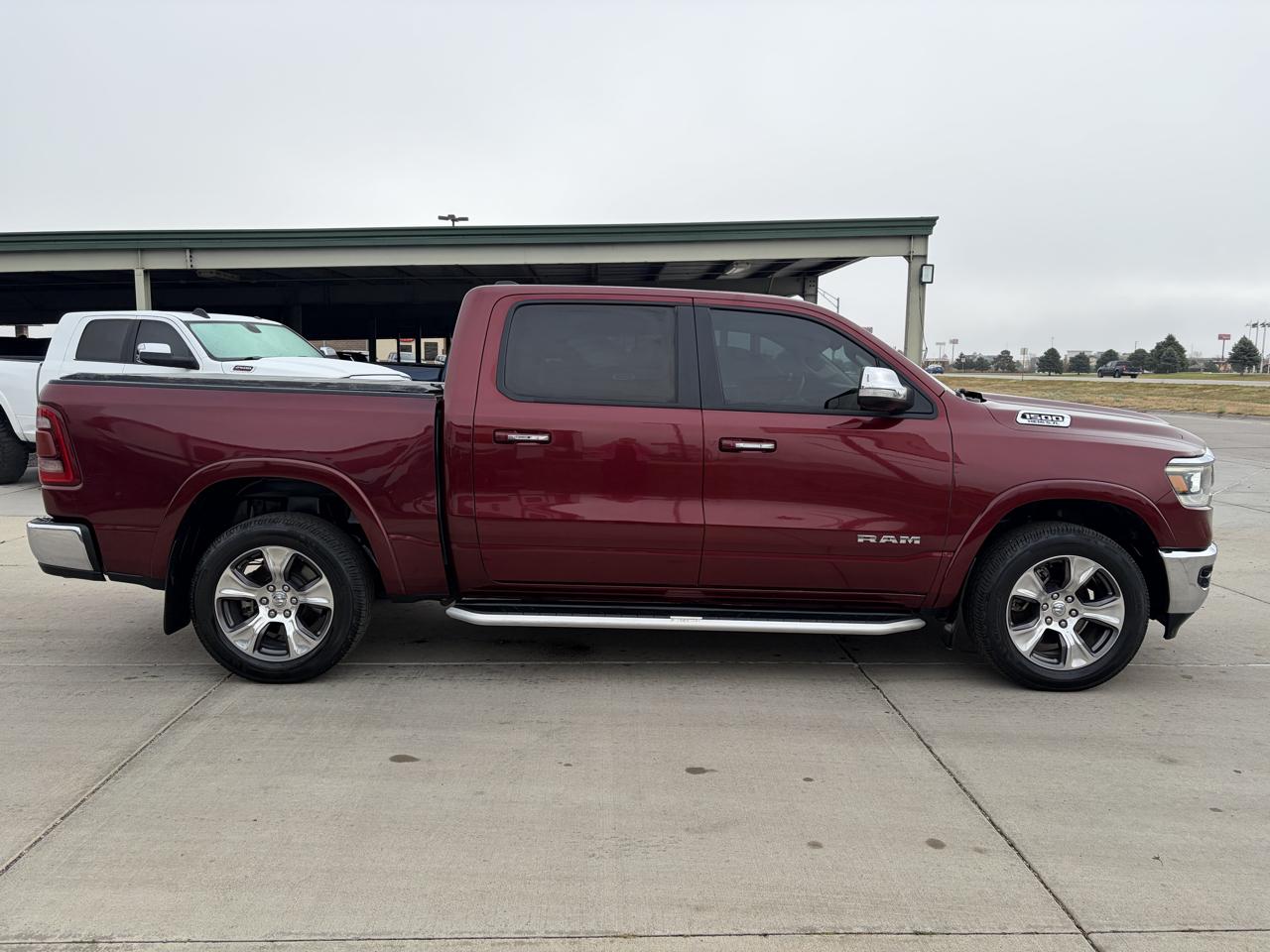 RAM 1500 Laramie 4x4 Crew Cab 5'7" Box 2019
