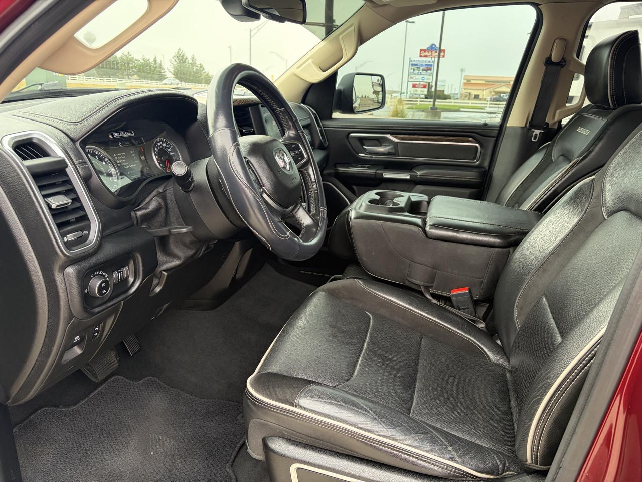 RAM 1500 Laramie 4x4 Crew Cab 5'7" Box 2019