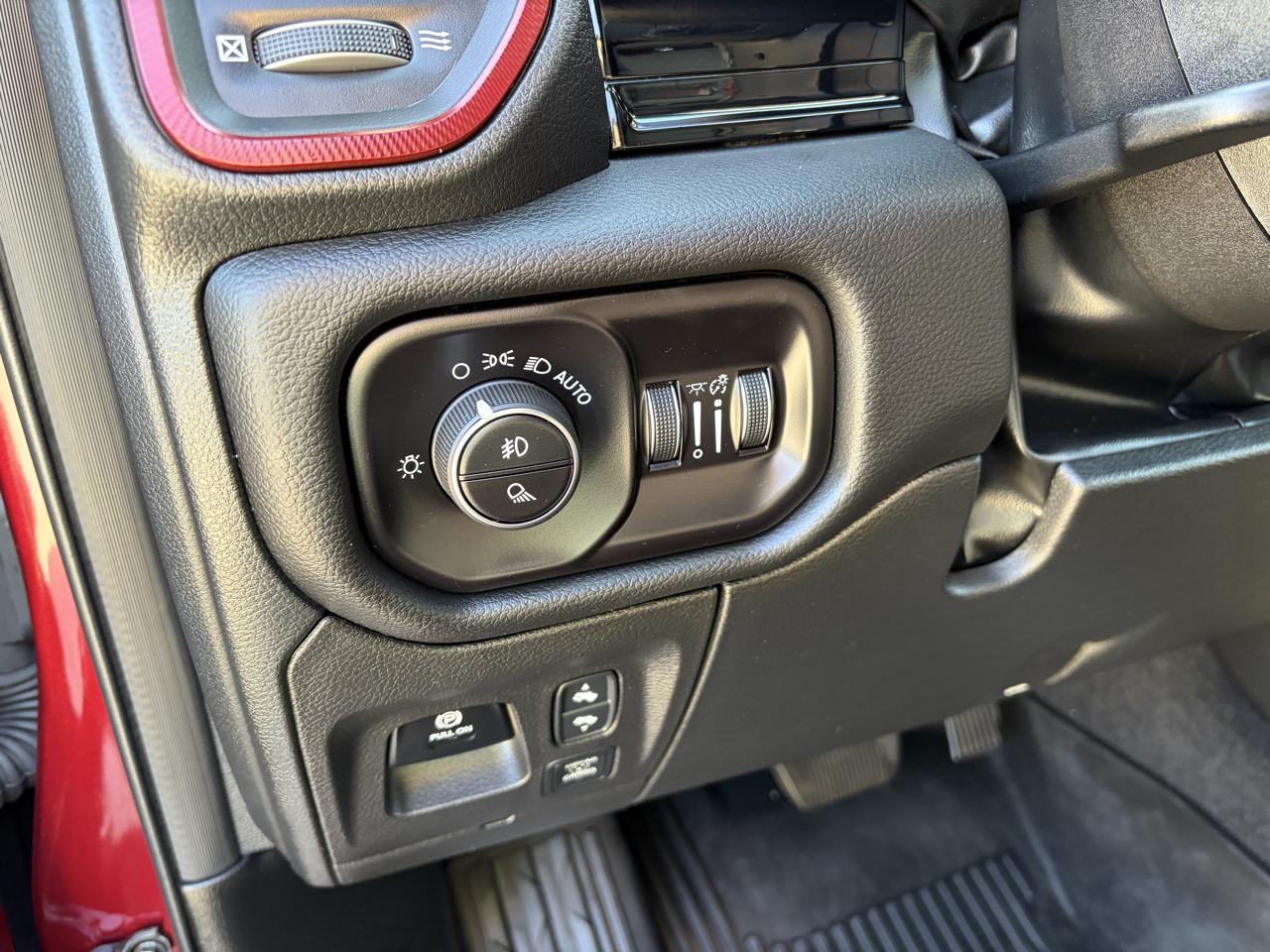RAM 1500 Rebel 4x4 Crew Cab 5'7" Box 2025