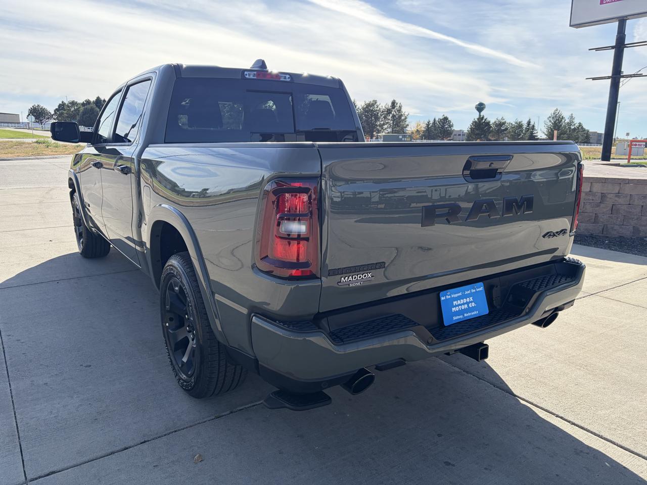 RAM 1500 Big Horn 4x4 Crew Cab 5'7" Box 2026