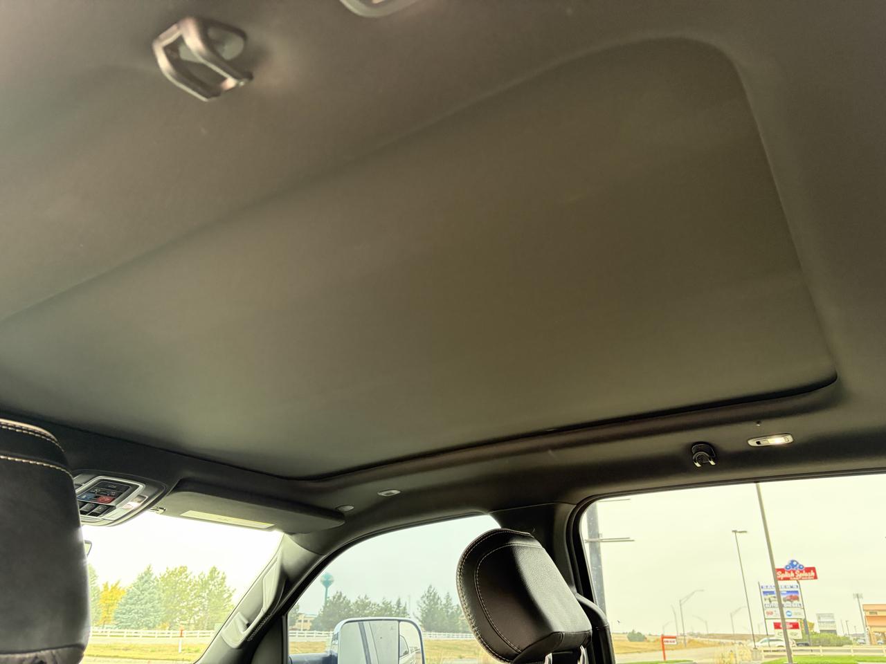 RAM 1500 Limited 4x4 Crew Cab 5'7" Box 2020