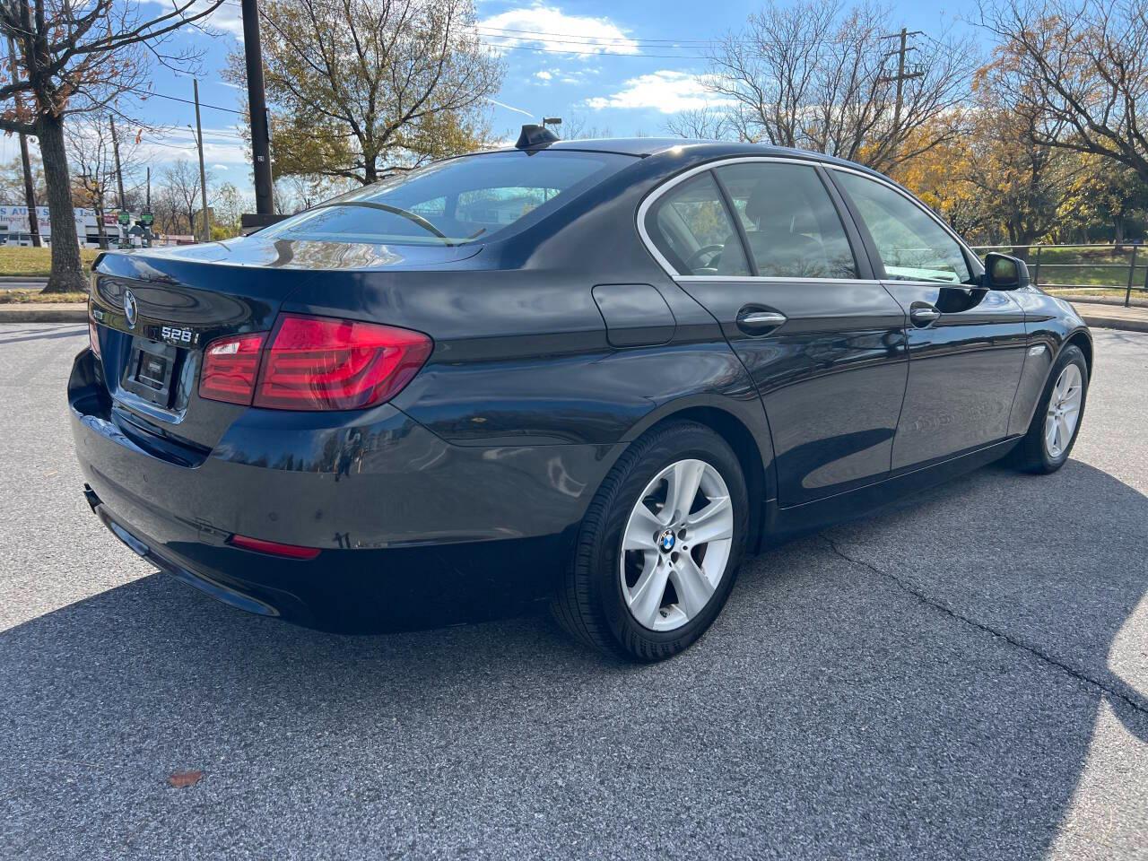 BMW 5-Series 528i xDrive 2013