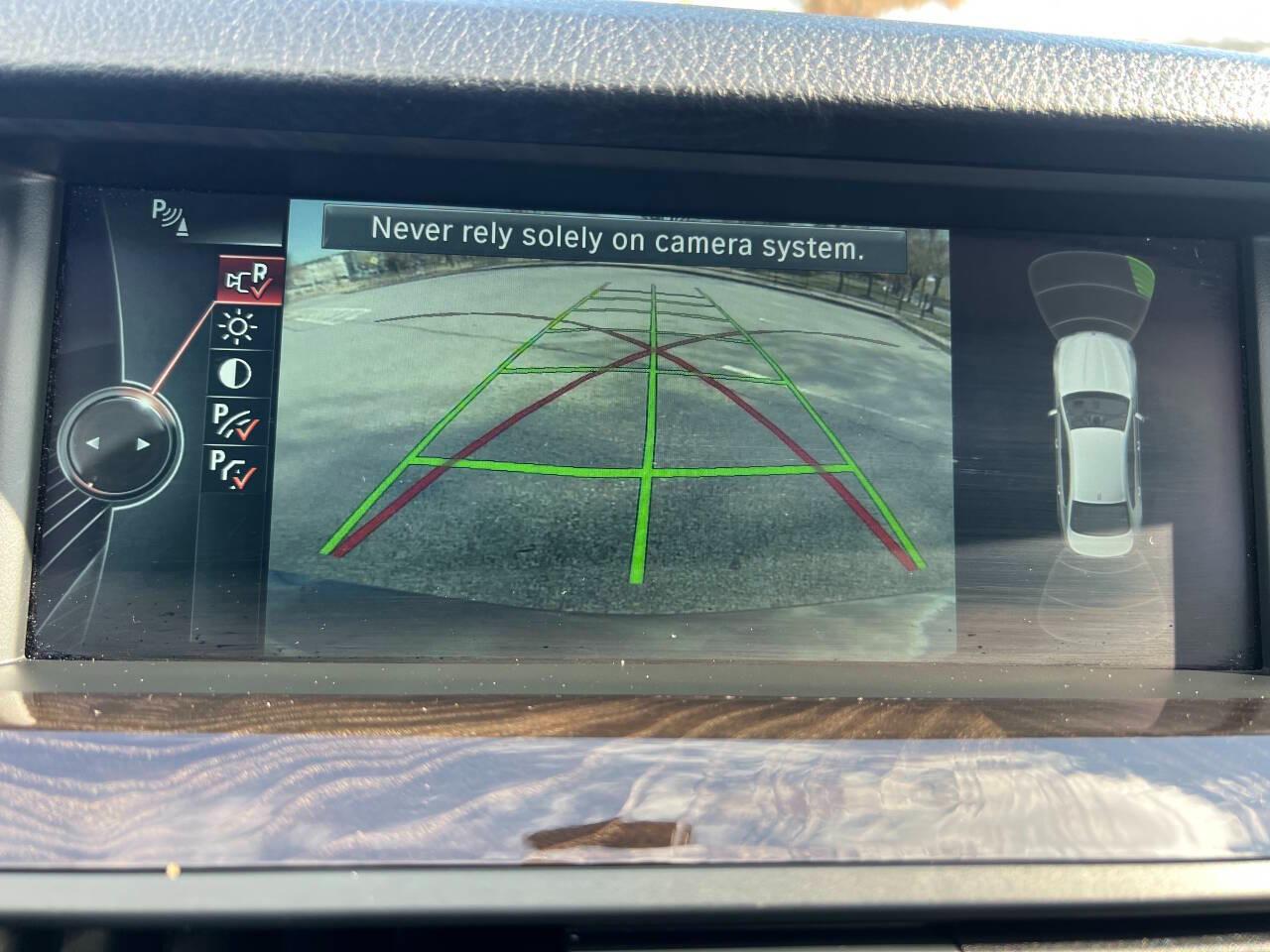 BMW 5-Series 528i xDrive 2013