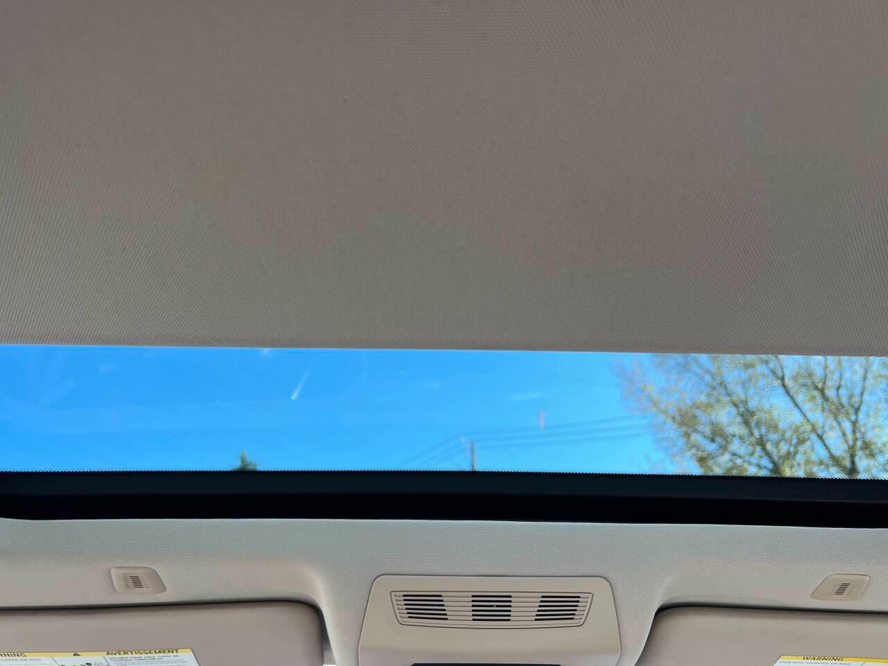 BMW 5-Series 528i xDrive 2013