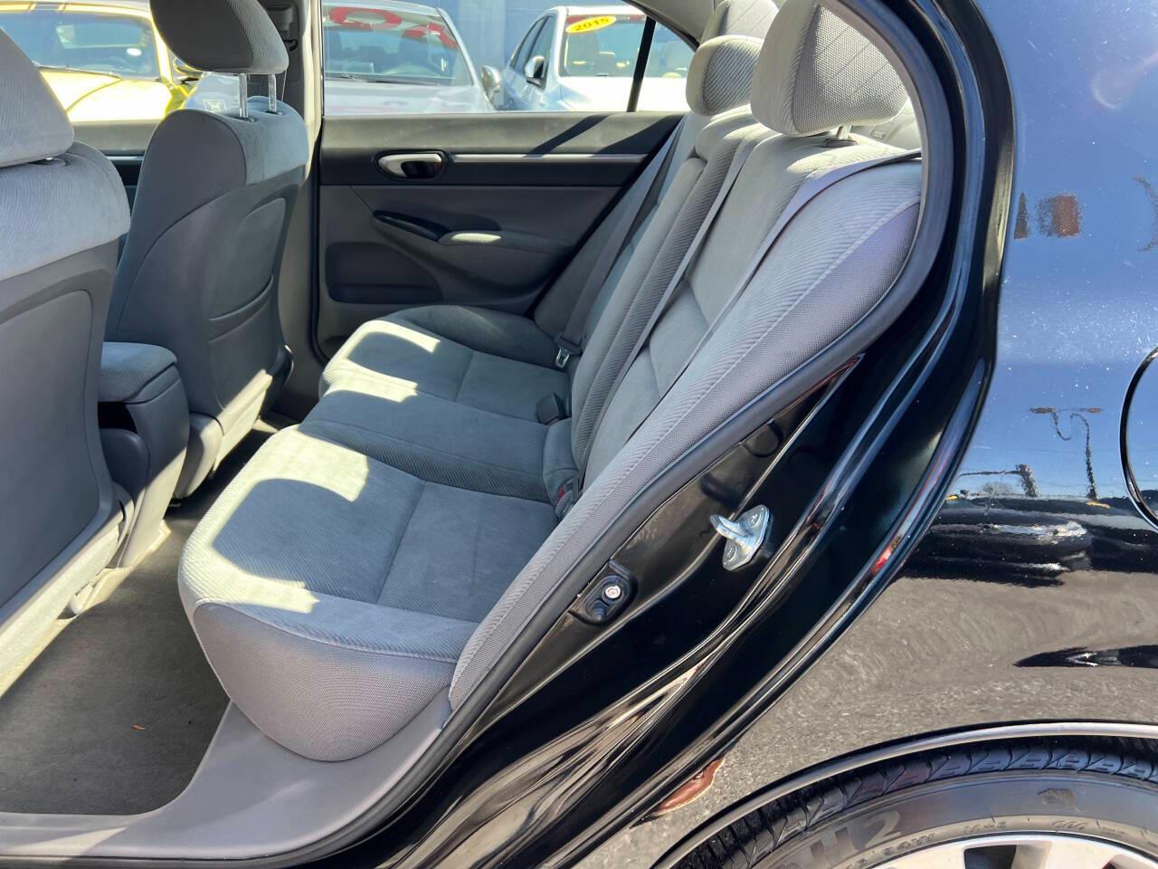 Honda Civic EX Sedan 5-Speed AT 2011