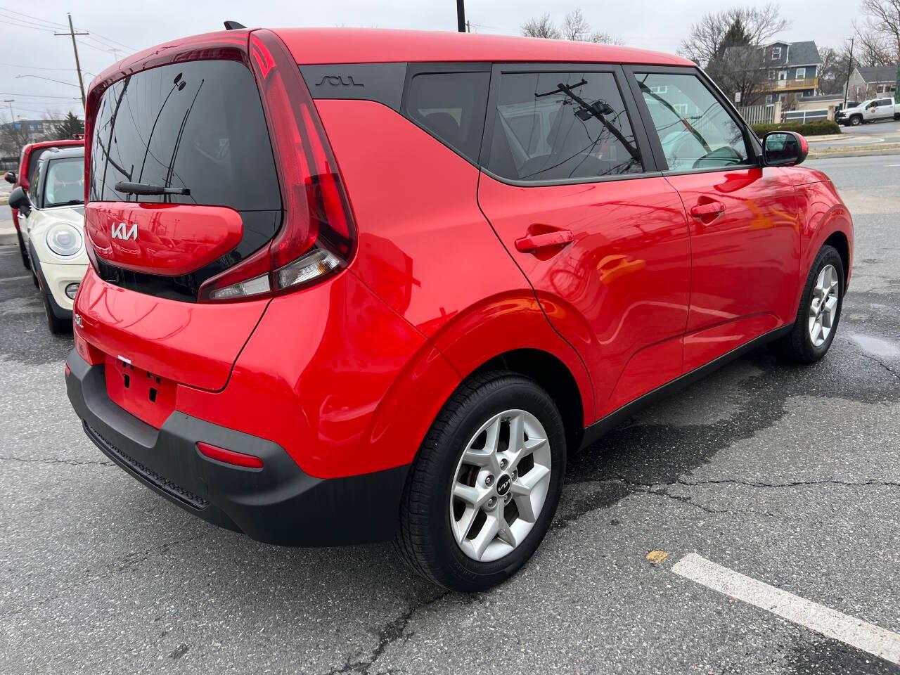Kia Soul LX CVT 2022