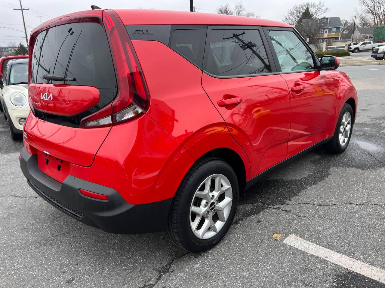 Kia Soul LX CVT 2022
