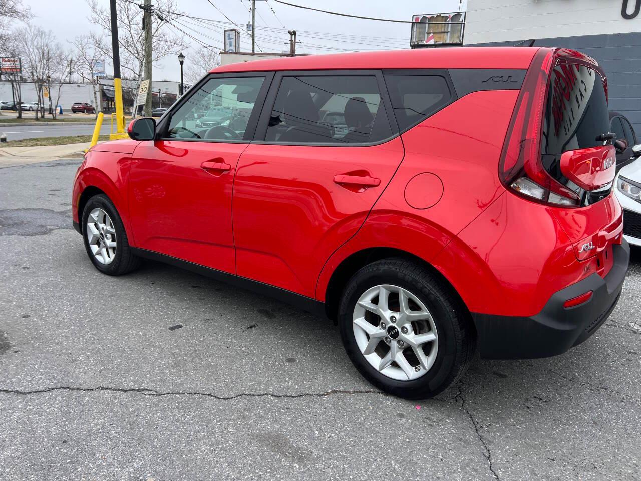 Kia Soul LX CVT 2022