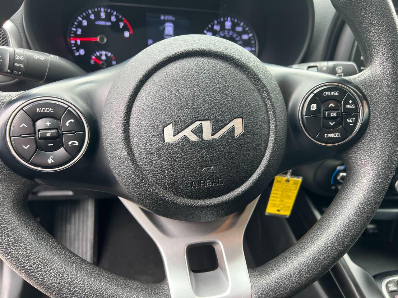 Kia Soul LX CVT 2022