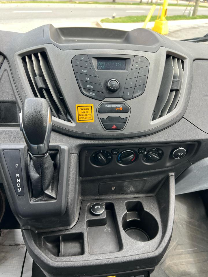 Ford Transit 150 Van Low Roof w/Sliding Pass. 148-in. WB 2018