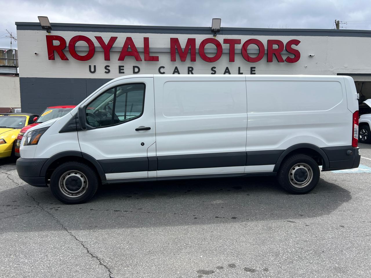 Ford Transit 150 Van Low Roof w/Sliding Pass. 148-in. WB 2018