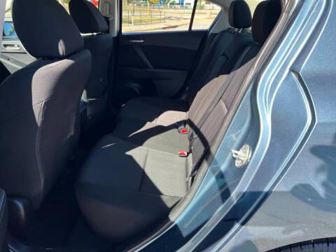 Mazda MAZDA3 i Touring 4-door 2010