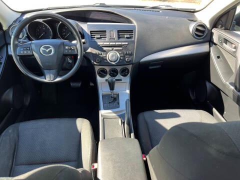 Mazda MAZDA3 i Touring 4-door 2010