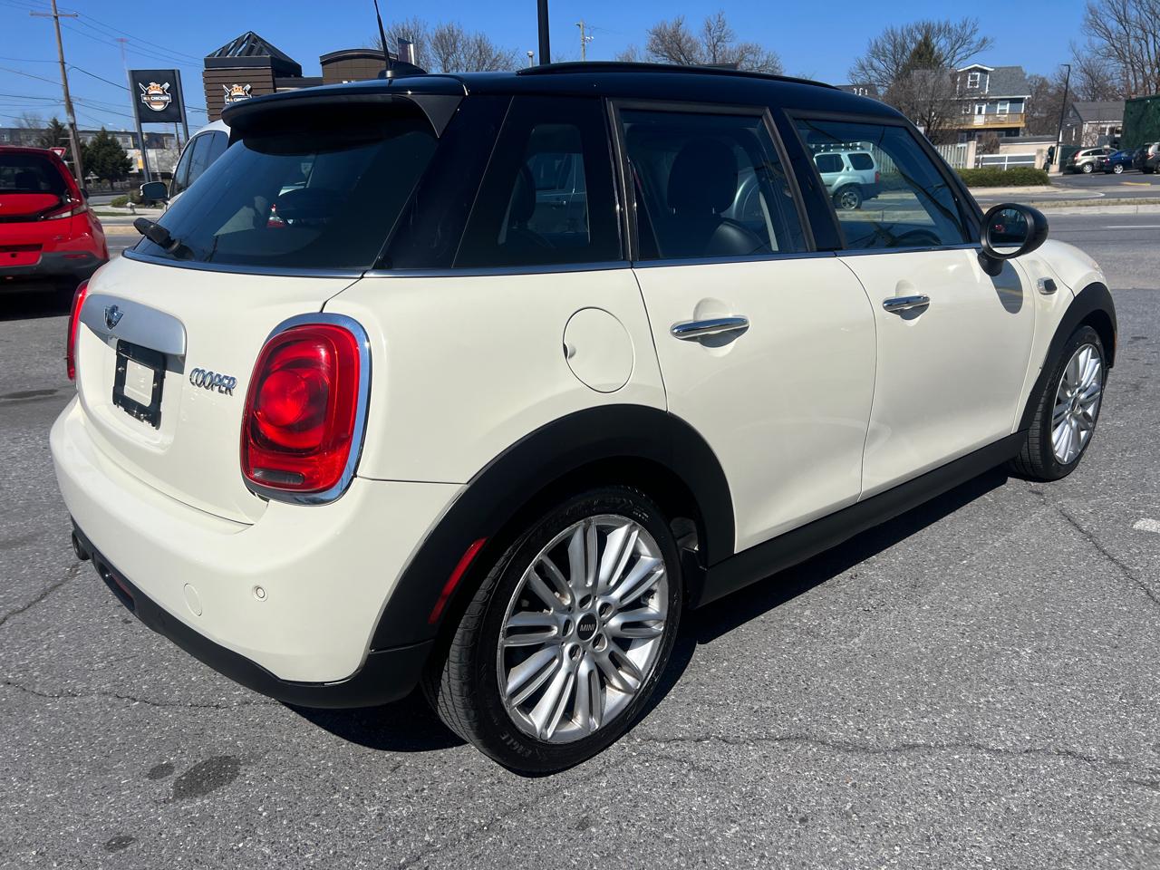 MINI Cooper Base 2015