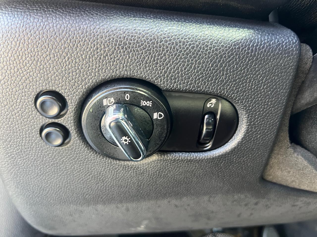 MINI Cooper Base 2015