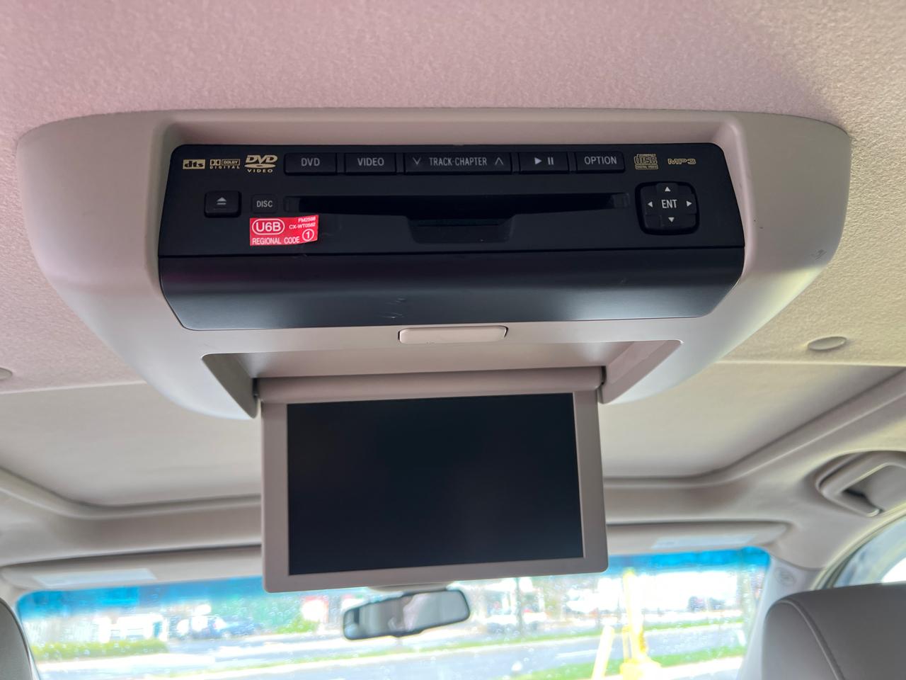 Toyota Sienna XLE FWD 2009