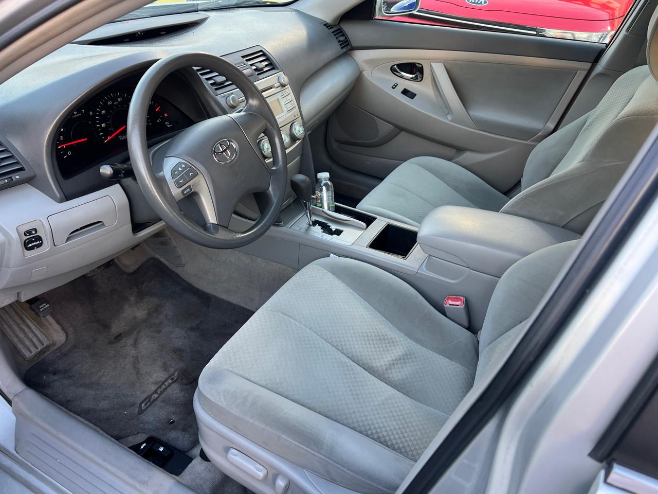 Toyota Camry XLE 5-Spd AT 2009