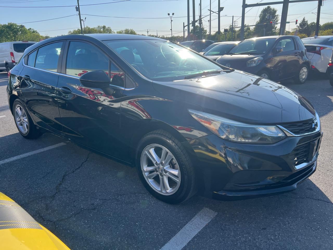 Chevrolet Cruze LT Auto Hatchback 2017
