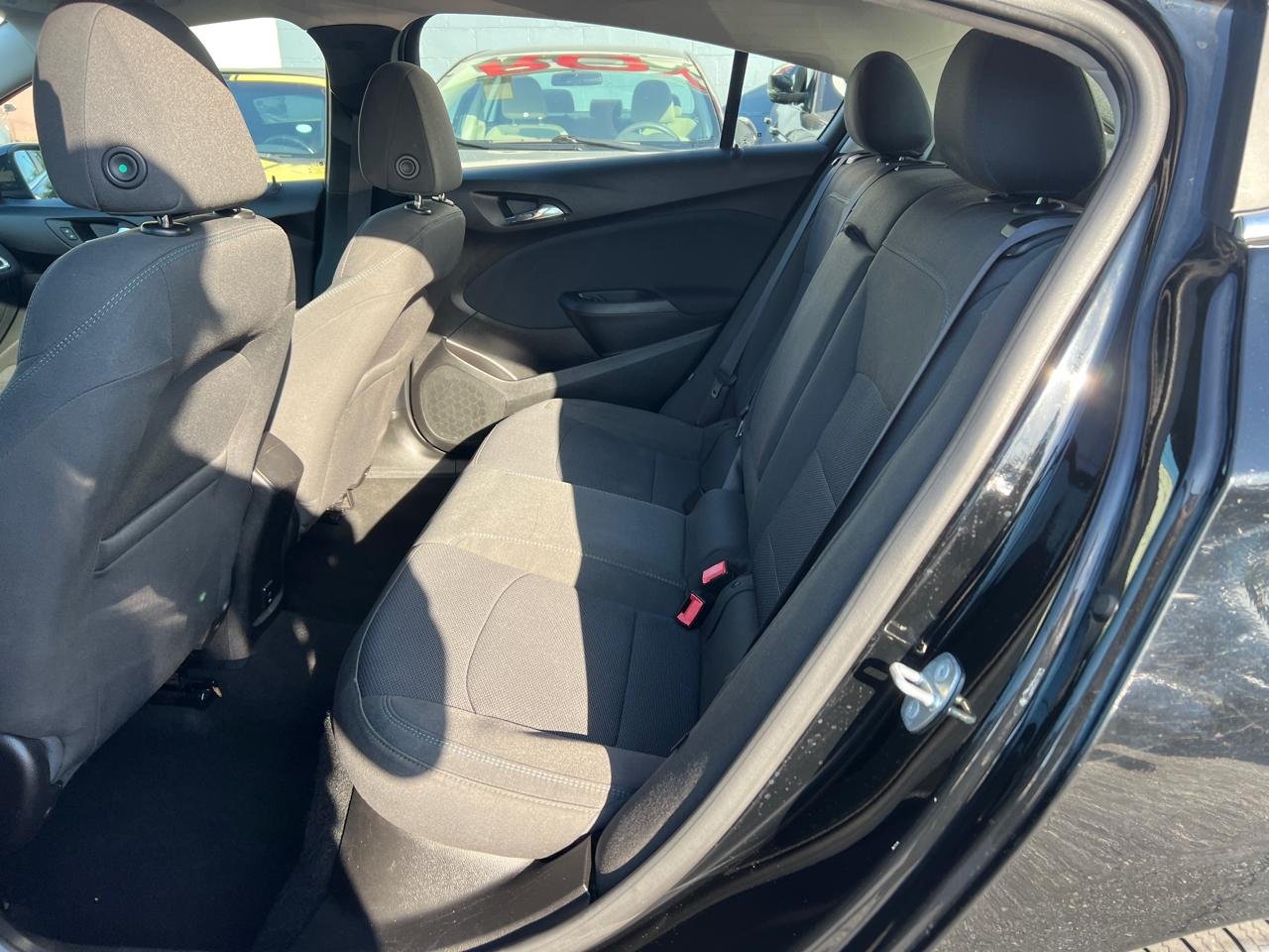 Chevrolet Cruze LT Auto Hatchback 2017