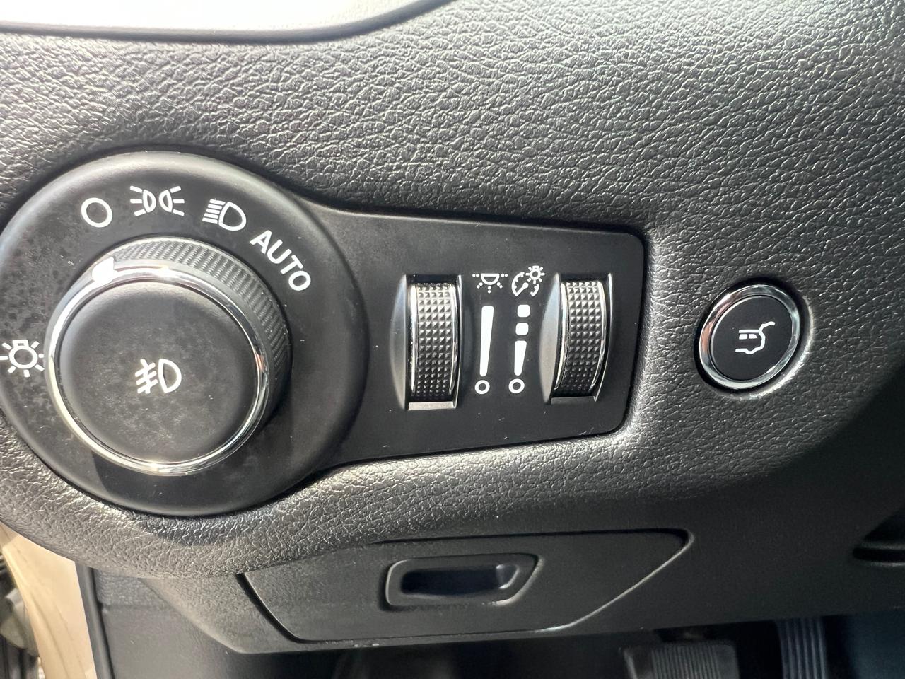 Jeep Cherokee Limited FWD 2014