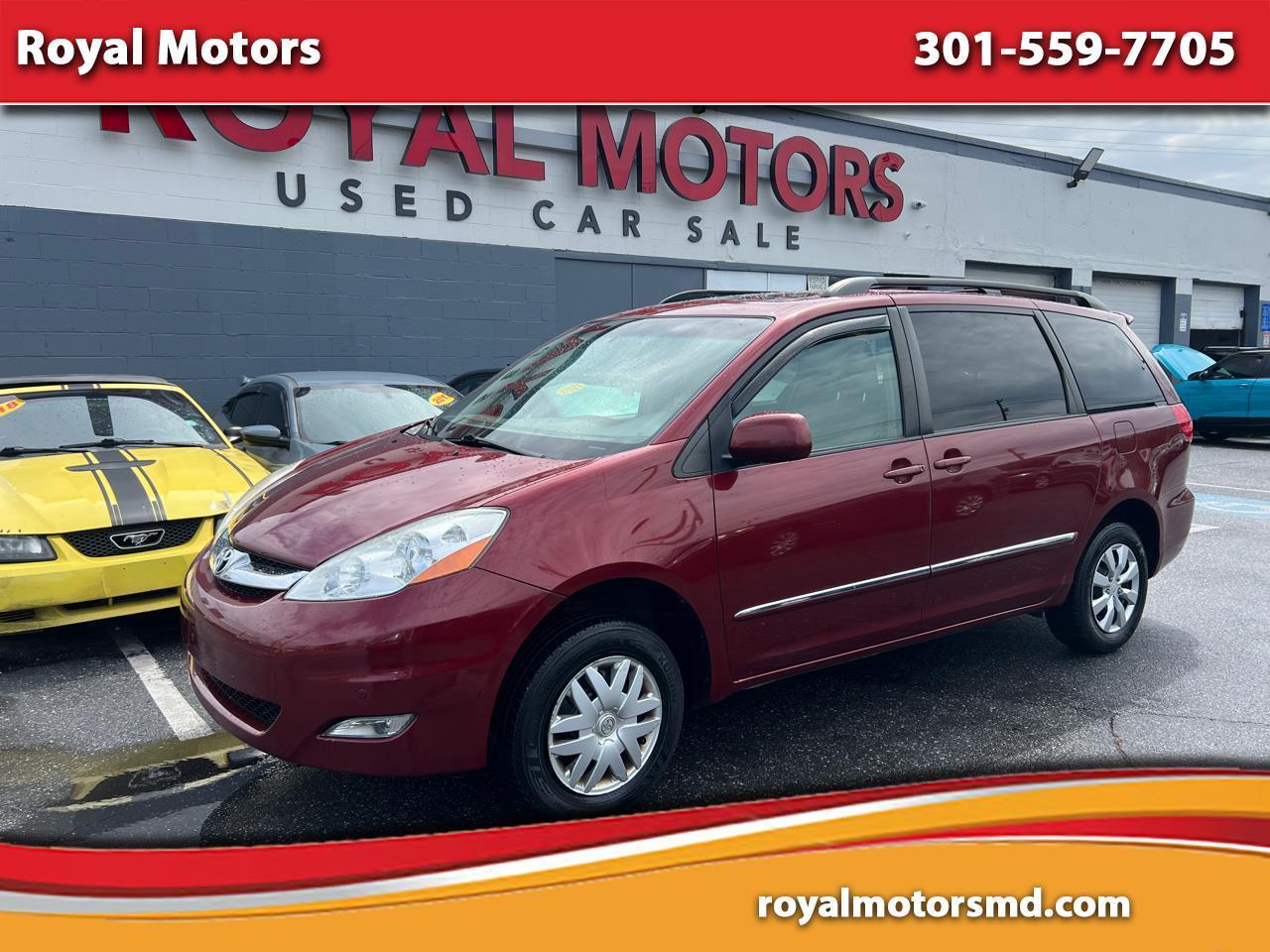 Toyota Sienna XLE AWD 2010