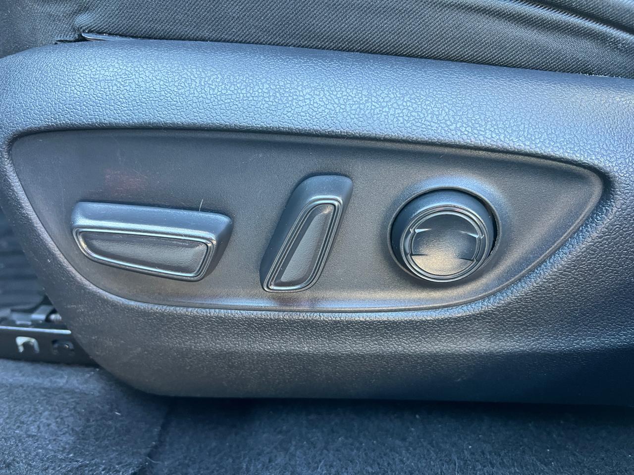 Toyota RAV4 XLE AWD 2021