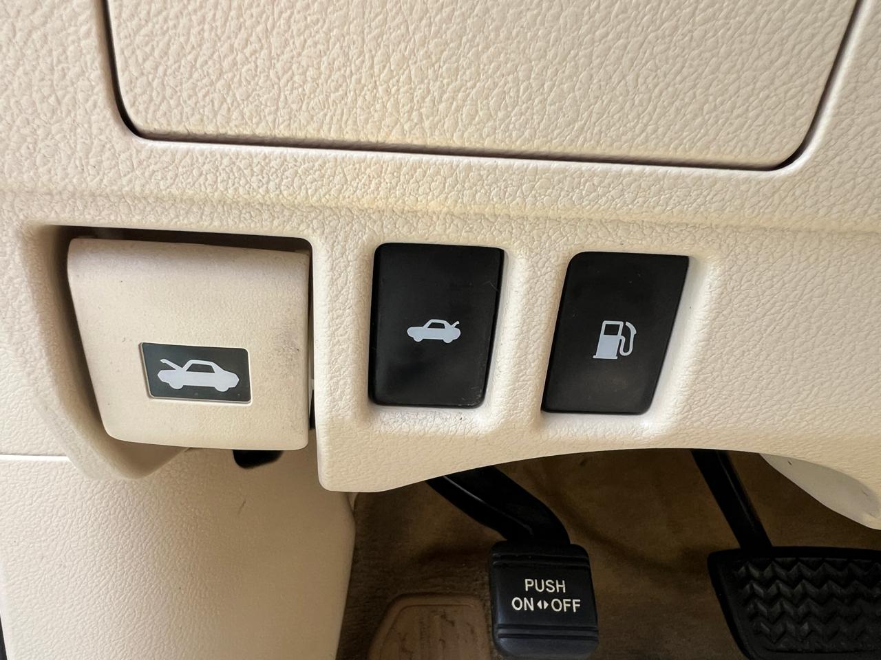 Lexus ES 350 Sedan 2015