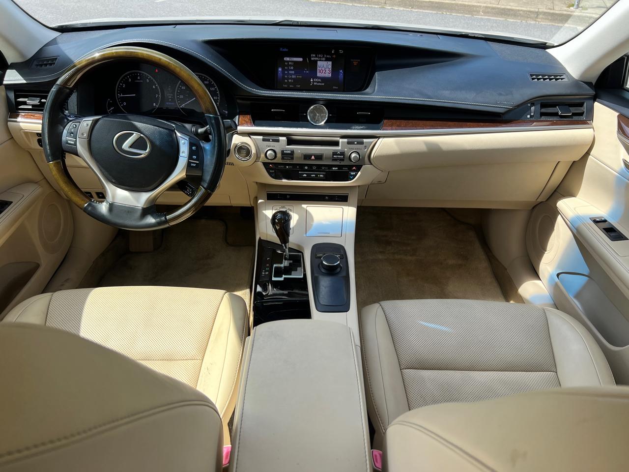 Lexus ES 350 Sedan 2015