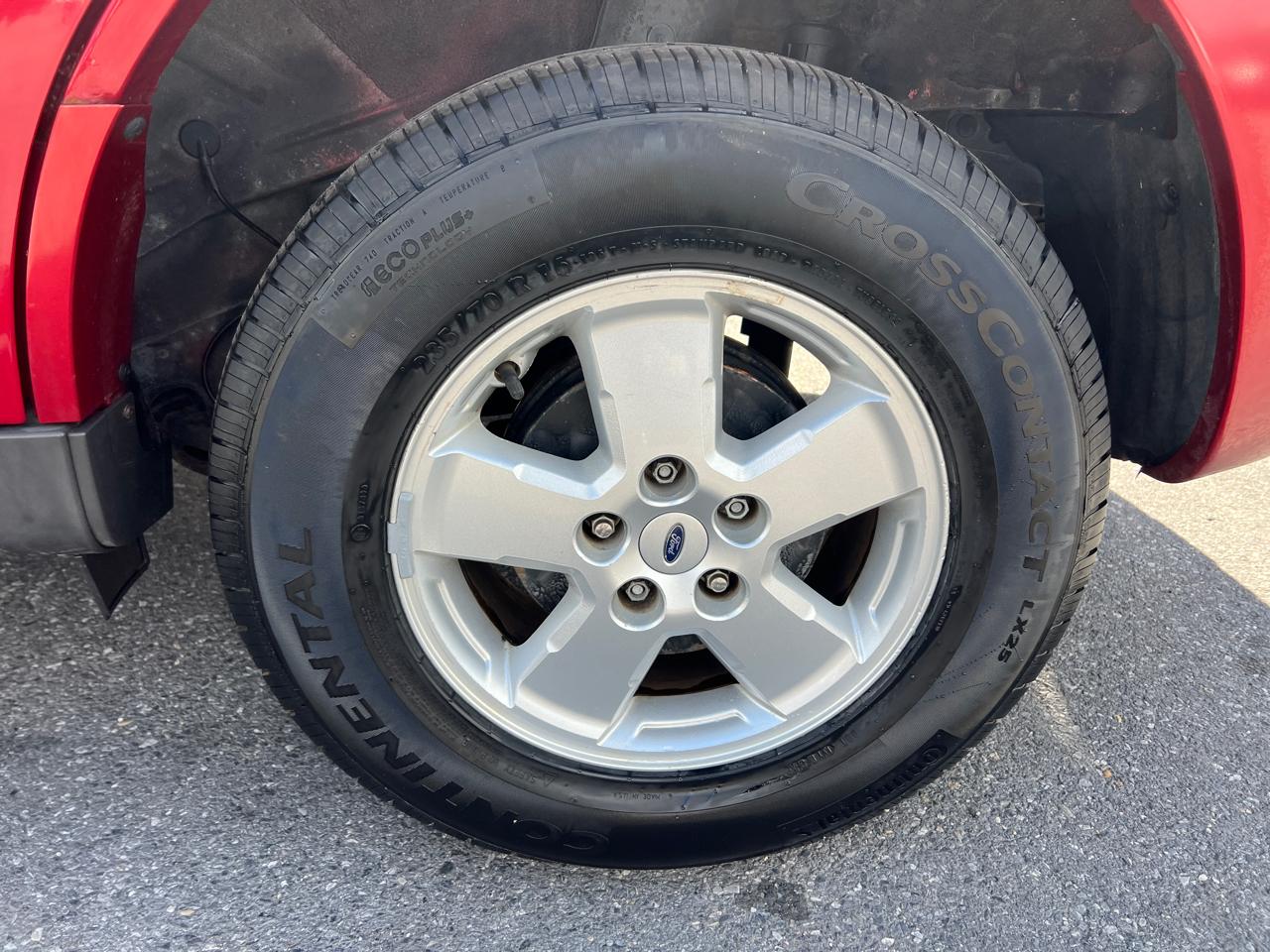 Ford Escape XLT 4WD I4 2009
