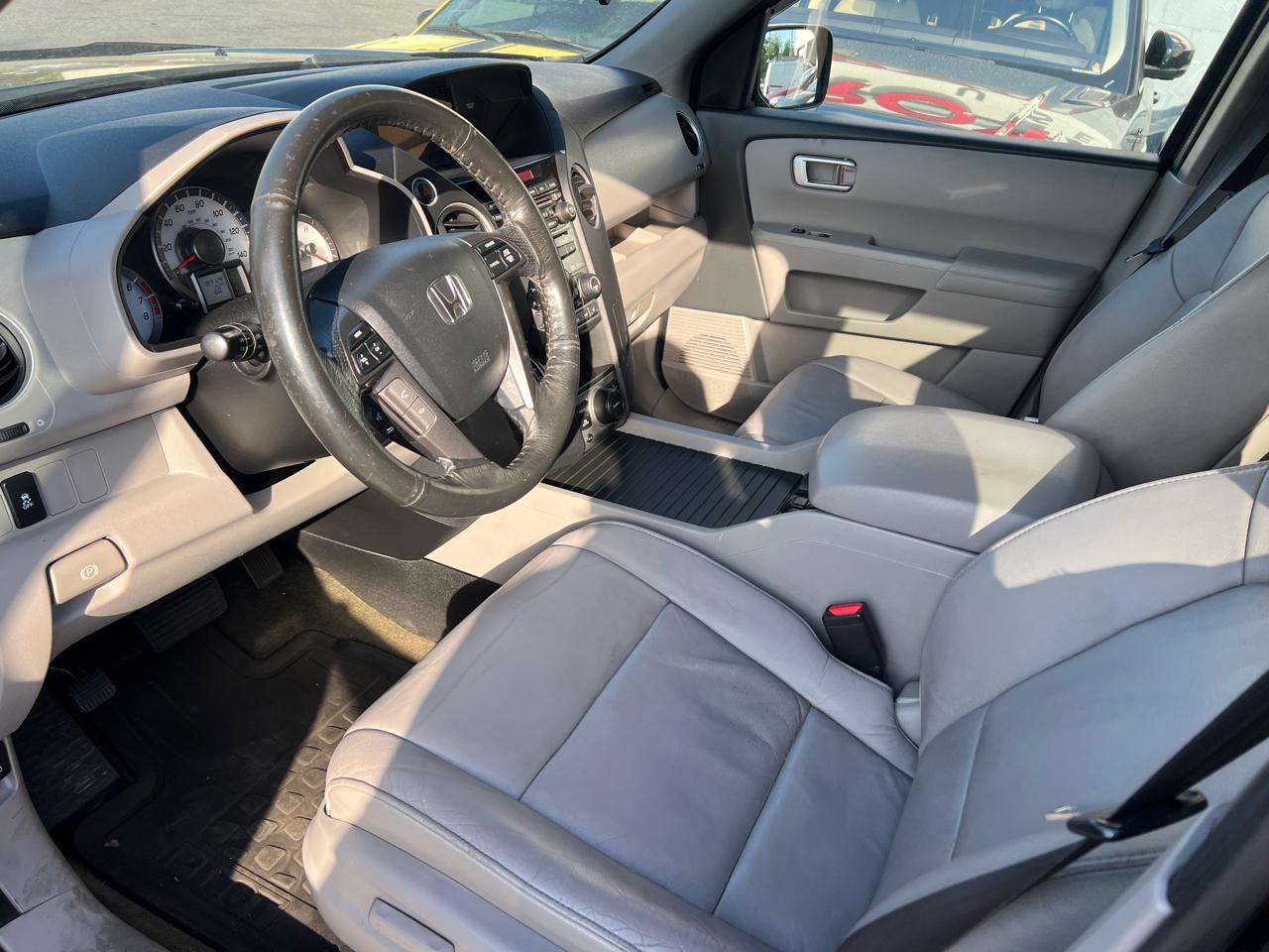 Honda Pilot EX-L 4WD 5-Spd AT with DVD 2014