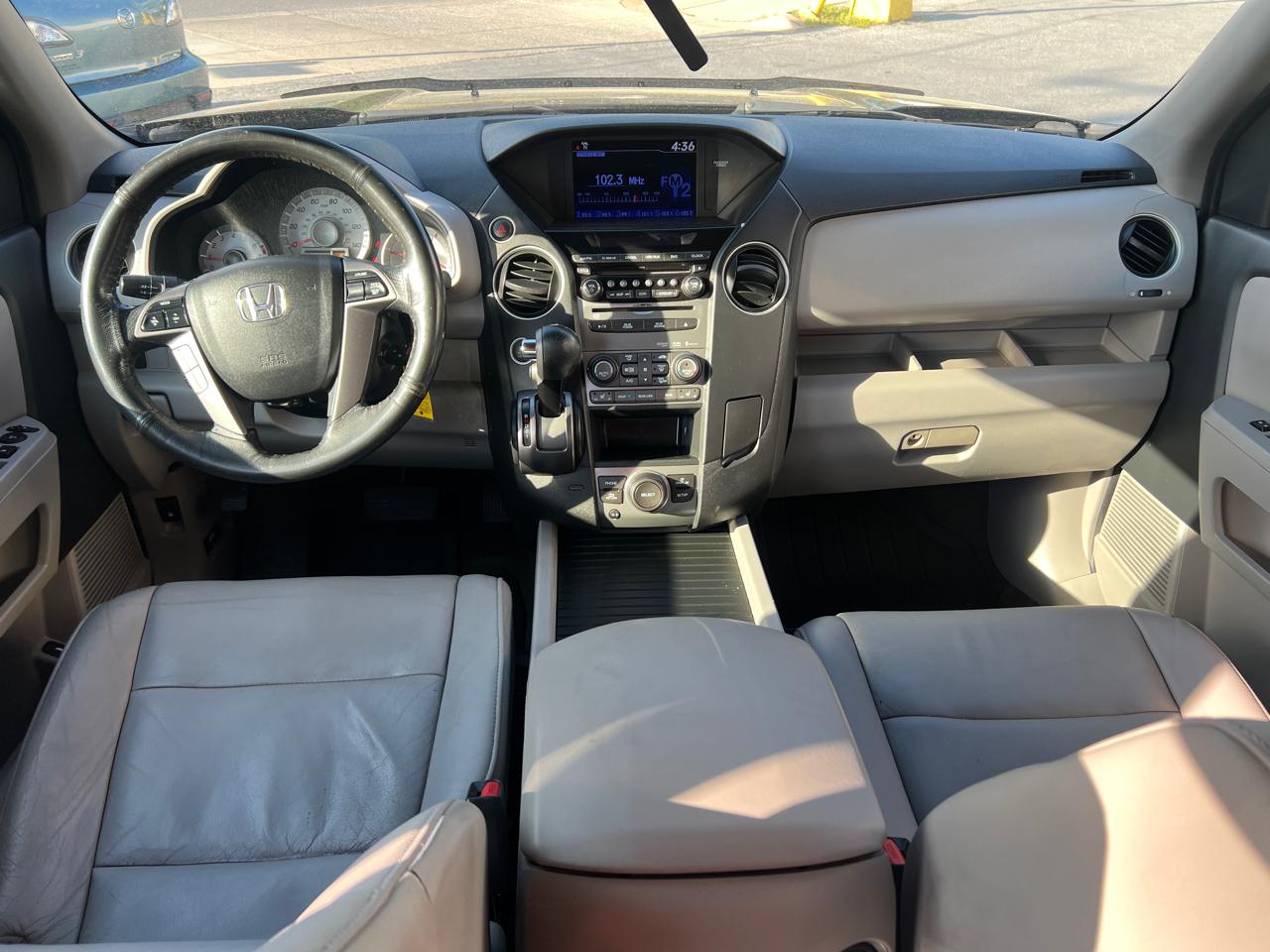 Honda Pilot EX-L 4WD 5-Spd AT with DVD 2014