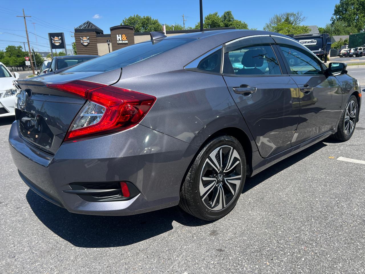 Honda Civic EX-T Sedan CVT 2017