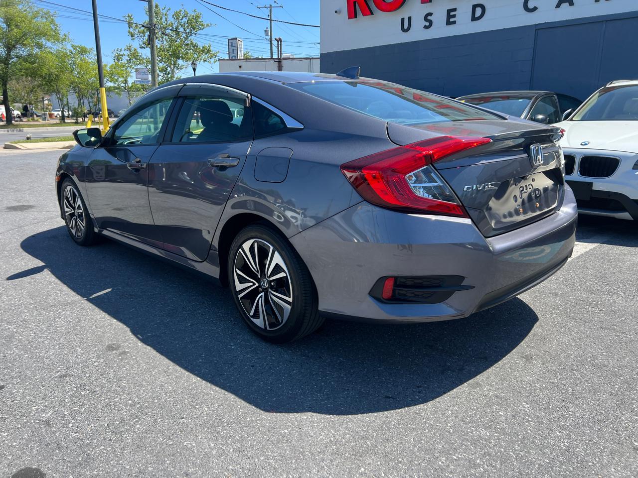 Honda Civic EX-T Sedan CVT 2017
