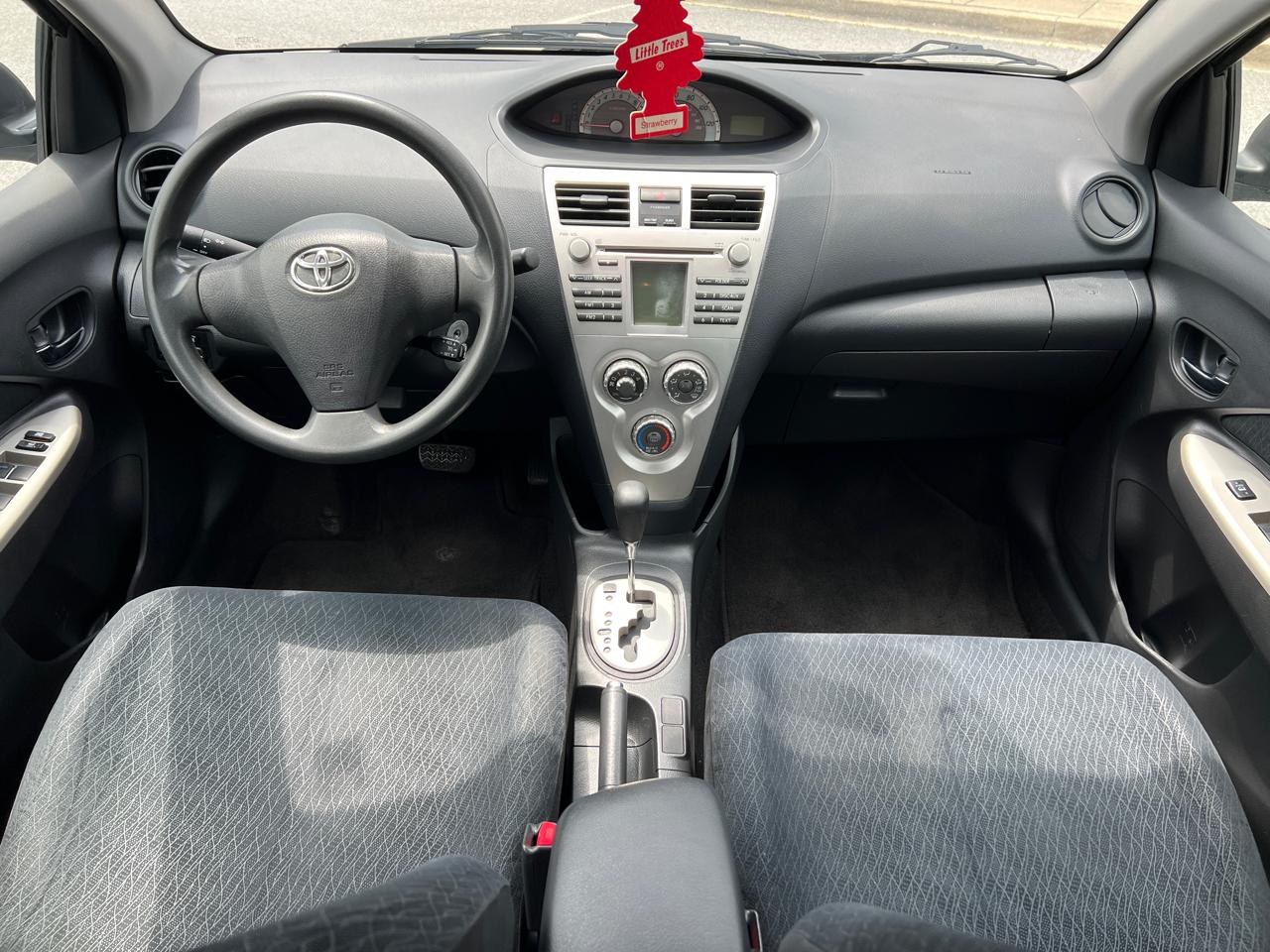 Toyota Yaris Sedan 2008