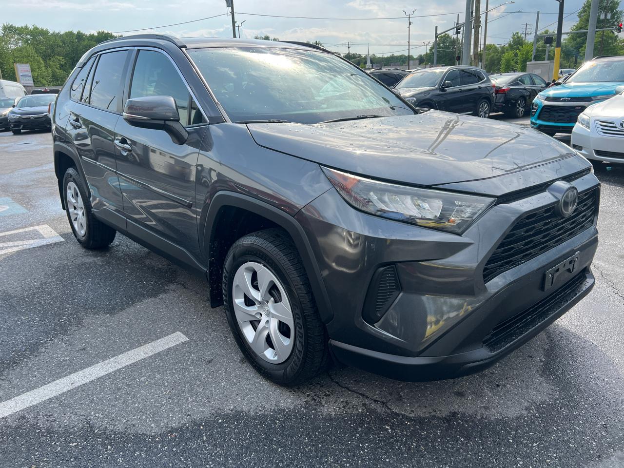 Toyota RAV4 LE AWD 2019