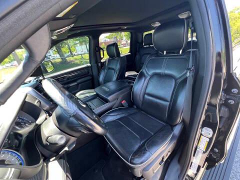 RAM 1500 Limited Crew Cab SWB 4WD 2019