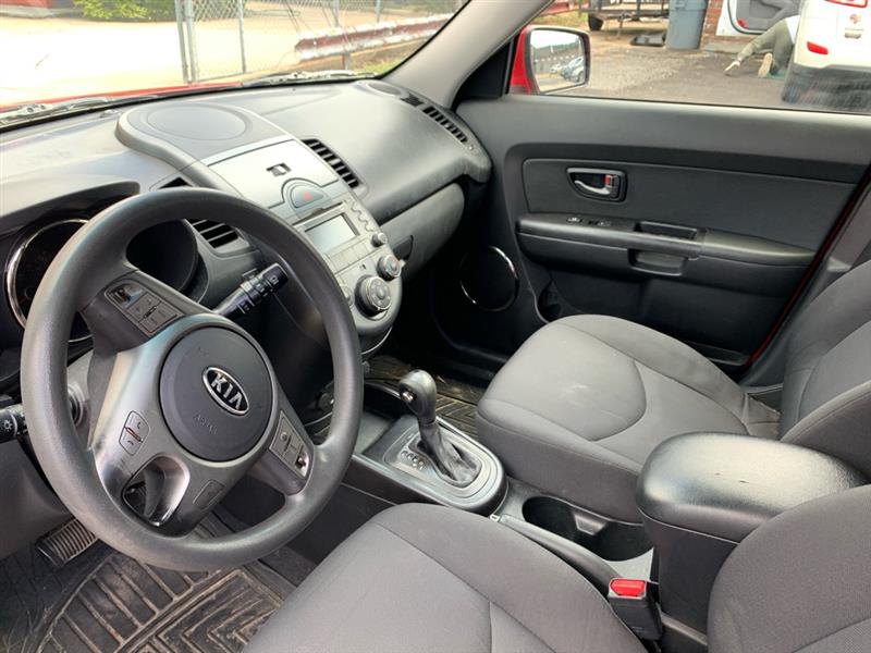 Kia Soul + 2011