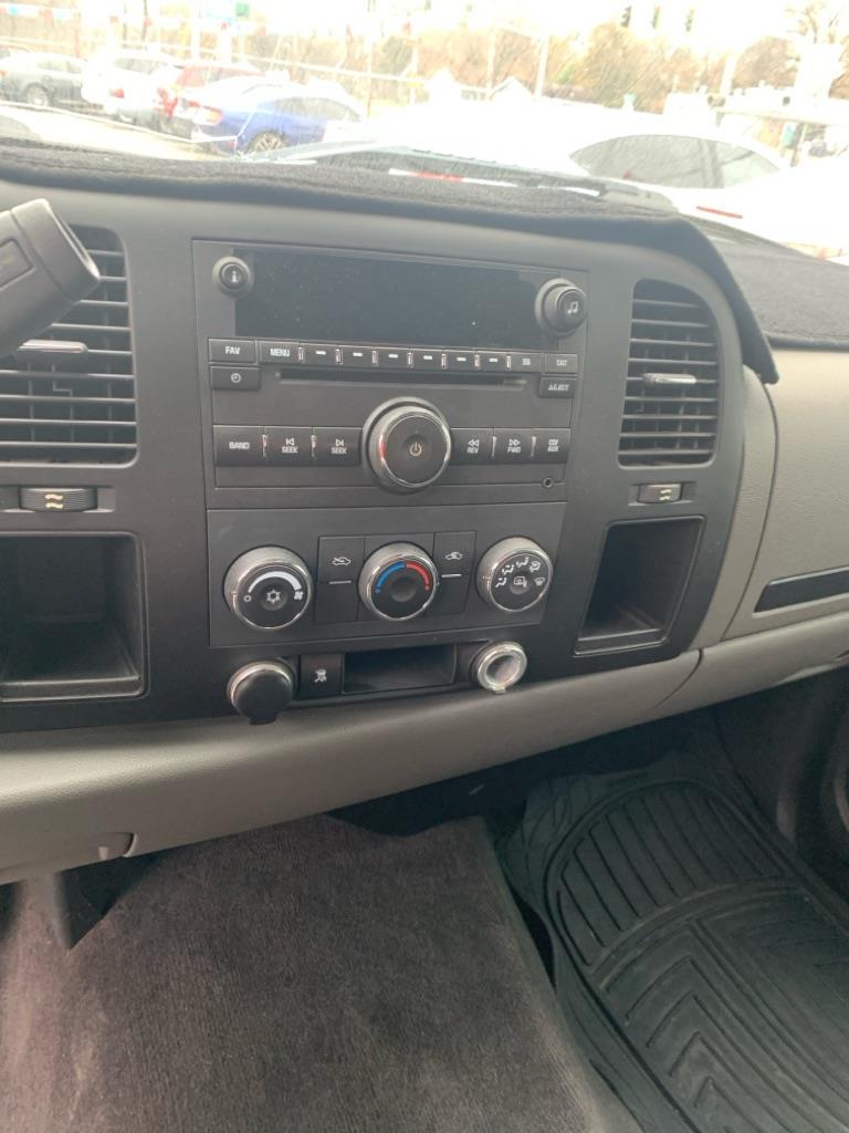 Chevrolet Silverado 1500 LS Crew Cab Short Box 2WD 2011